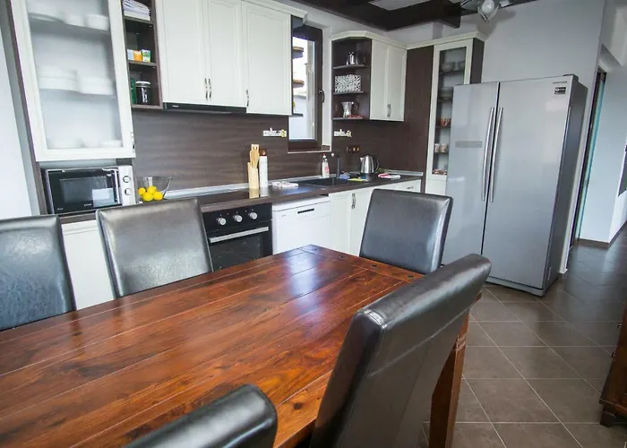 Pri Shtarkela Луксозна вила Brodilovo